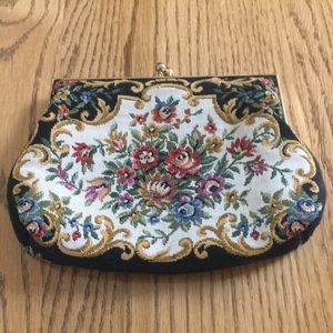 Vintage petit point purse w/ floral motif